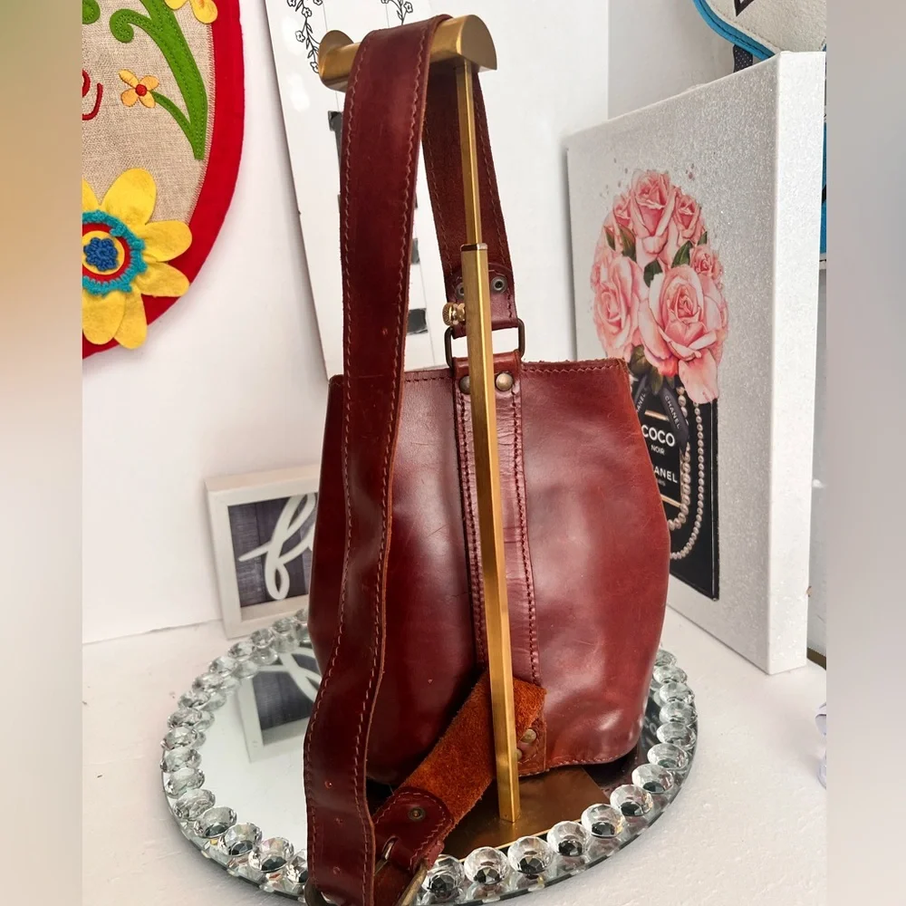 FIOCCHI ITALY vintage 70s handmade real leather backpack unisex